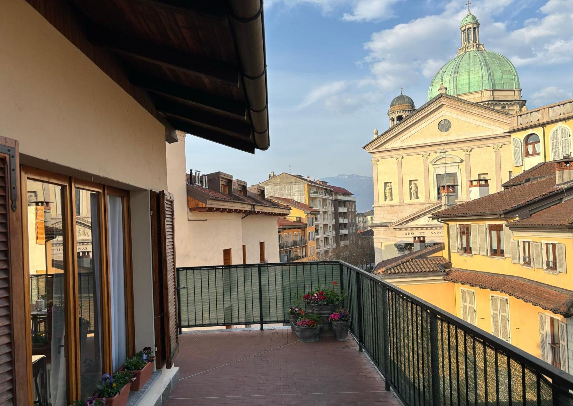 Appartamento La Terrazza Verbania Esterno foto